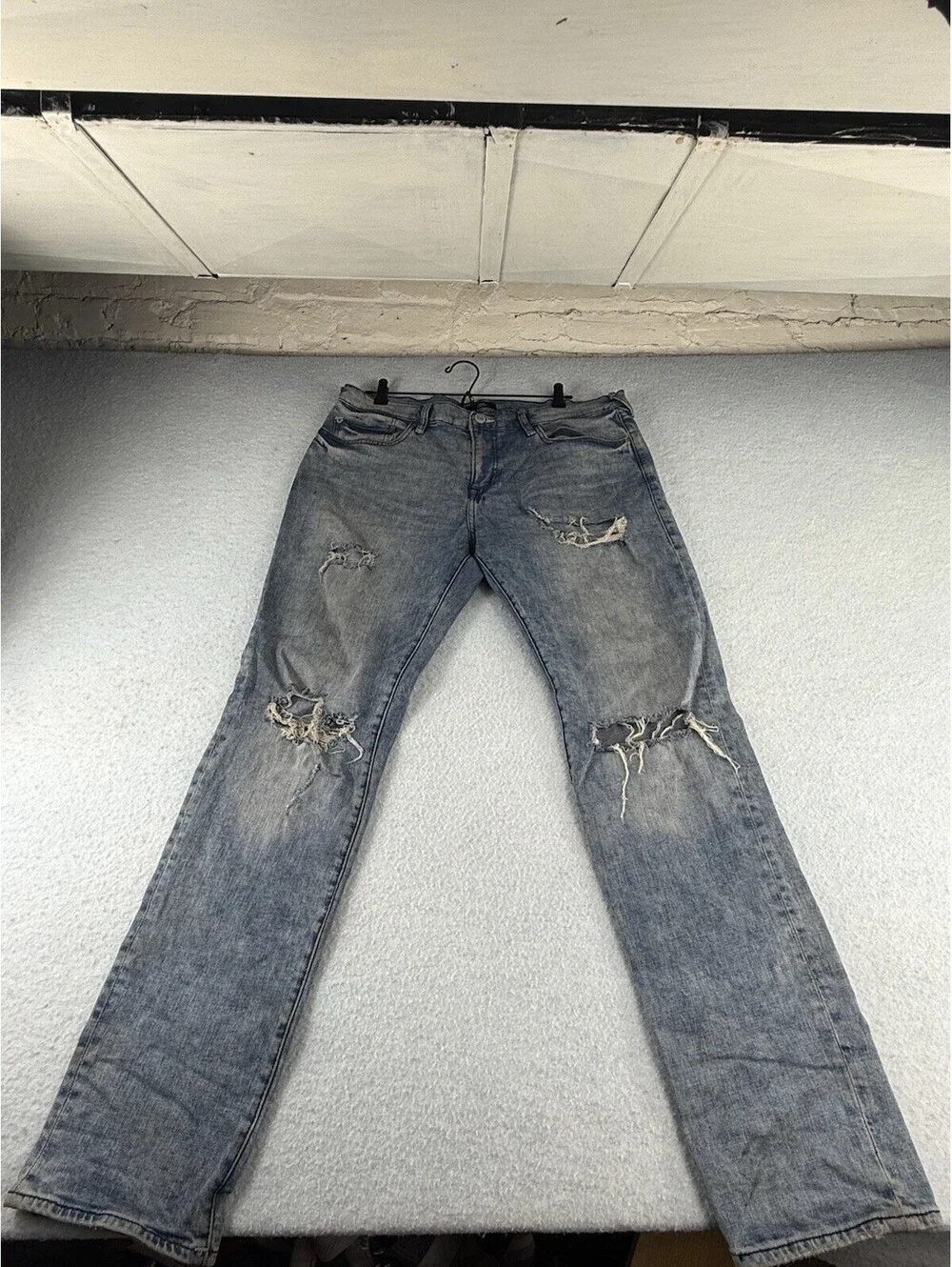 True Religion Men’s Blue Light Wash Relaxed Slim Distressed Mid Rise Jeans